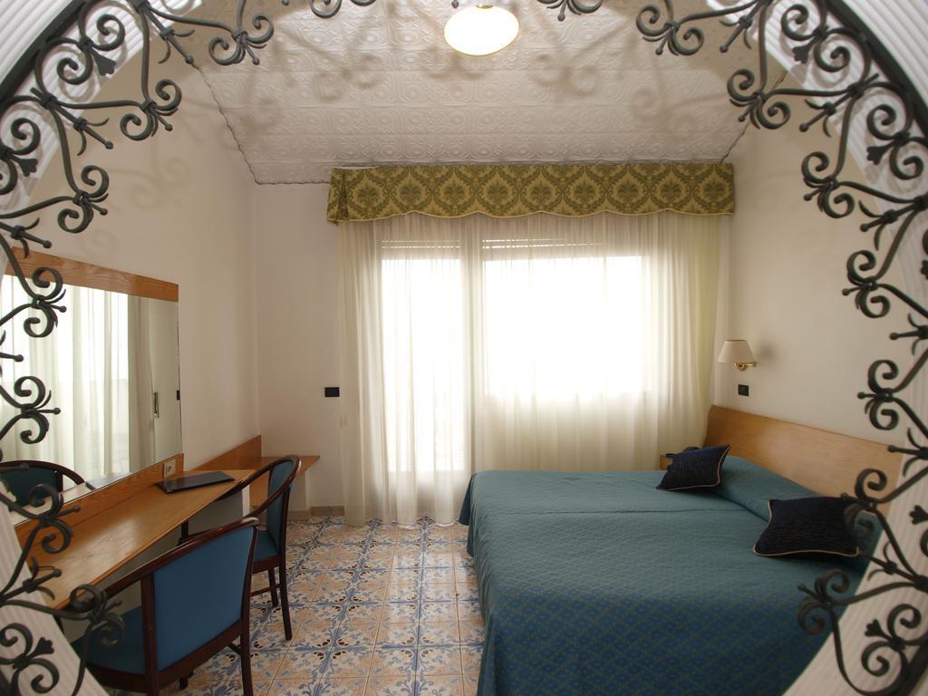 Hotell Vello D'oro 3*